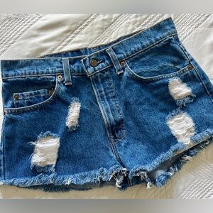 Vintage 90s Levi’s Distressed Denim Cutoff Shorts – 32 Waist
